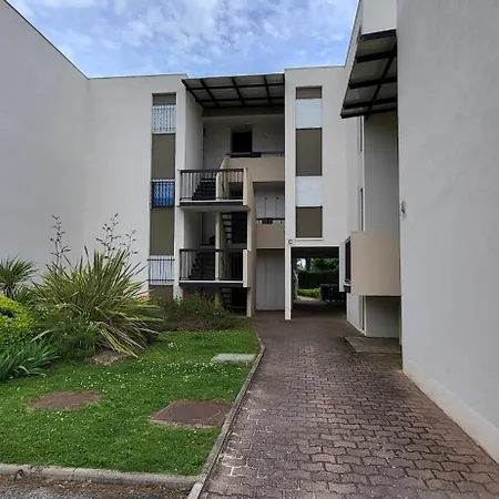 Un Jardin A 200m Et Commerces * Le Grau-du-Roi