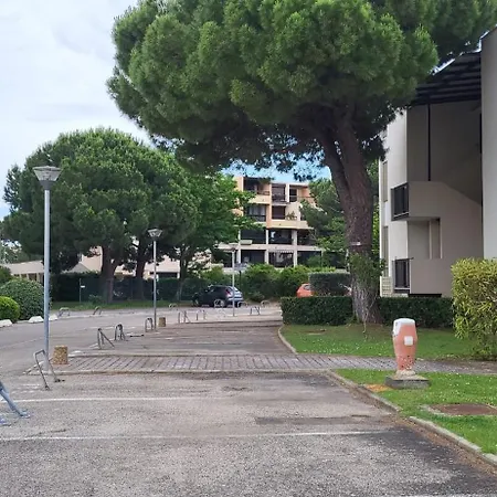 Un Jardin A 200m Et Commerces Apartman *