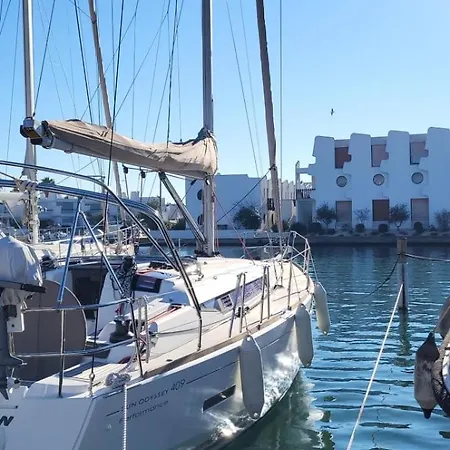 Un Jardin A 200m Et Commerces Apartment Le Grau-du-Roi
